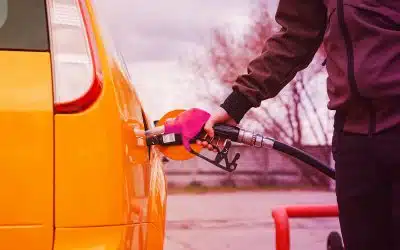 Consumo carburante: come calcolare i consumi e consigli per consumare meno benzina