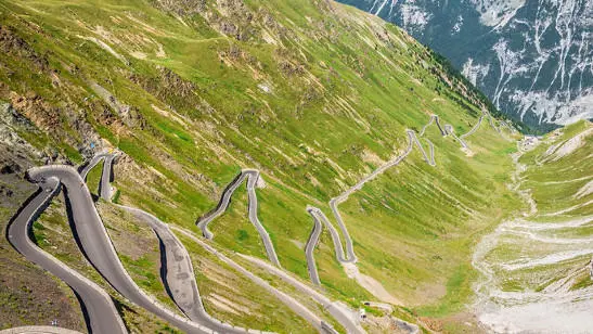 Passo dello Stelvio in moto