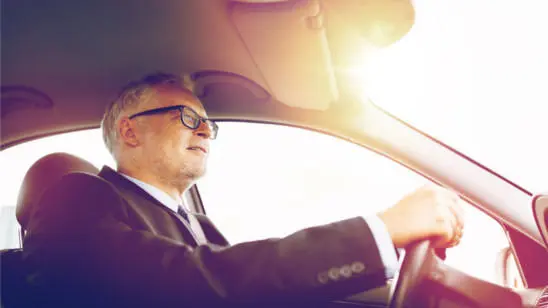 Anziani al volante: consigli per una guida sicura